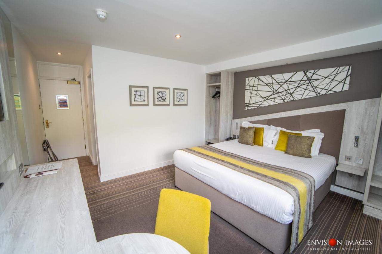Red Hall Hotel Walmersley Bagian luar foto