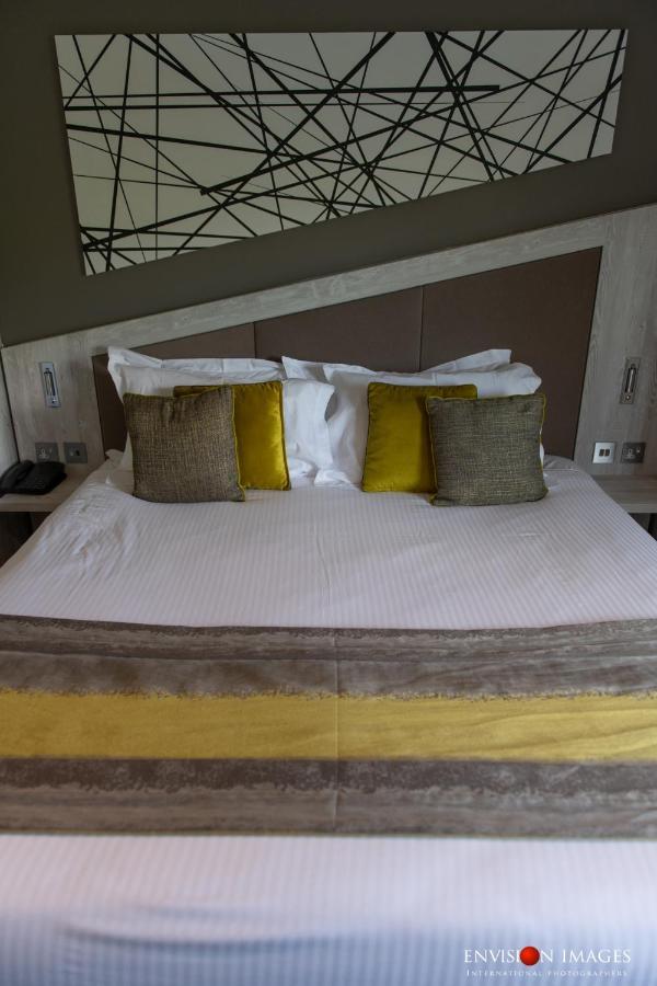 Red Hall Hotel Walmersley Bagian luar foto