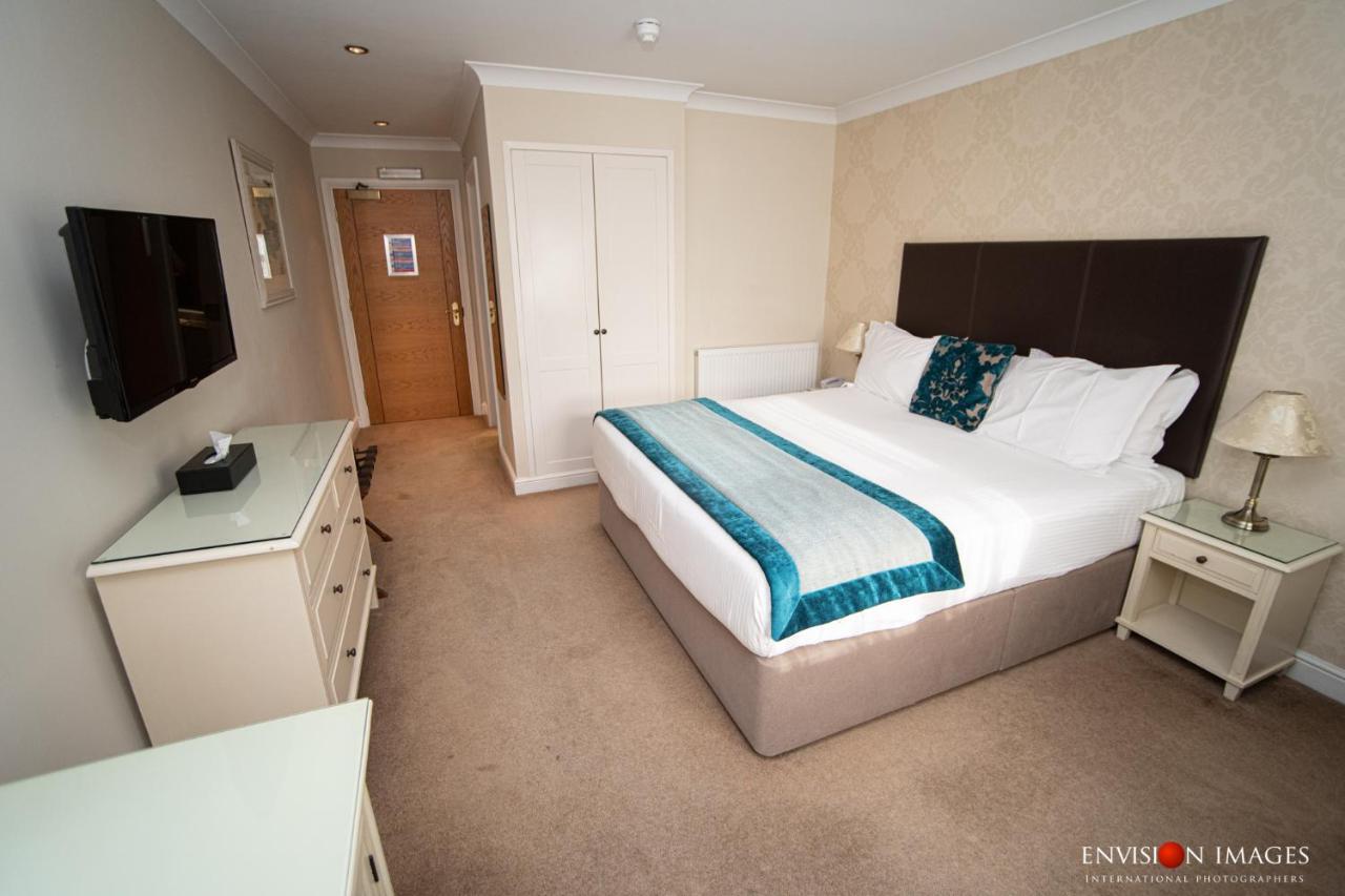 Red Hall Hotel Walmersley Bagian luar foto