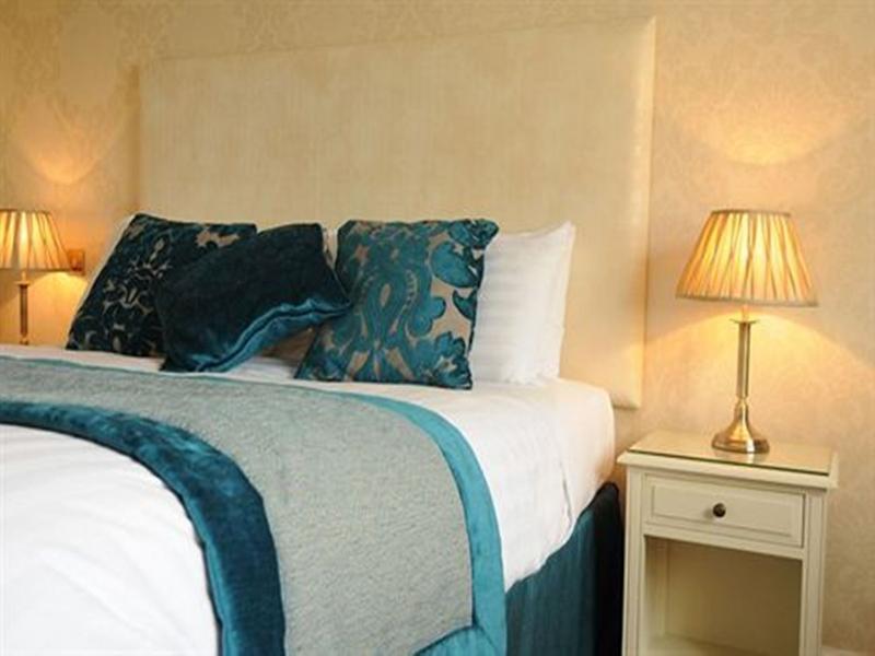Red Hall Hotel Walmersley Bagian luar foto