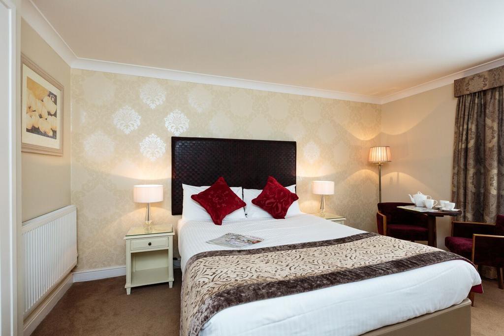 Red Hall Hotel Walmersley Bagian luar foto