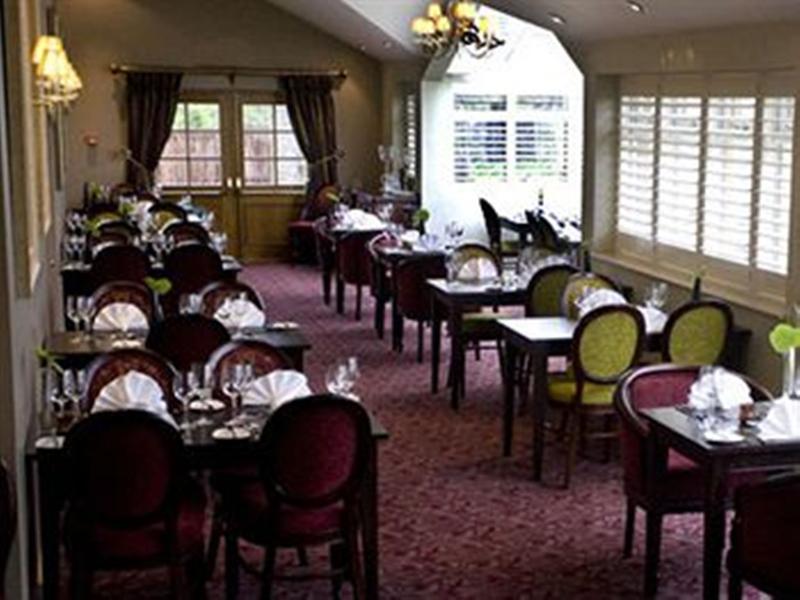 Red Hall Hotel Walmersley Bagian luar foto